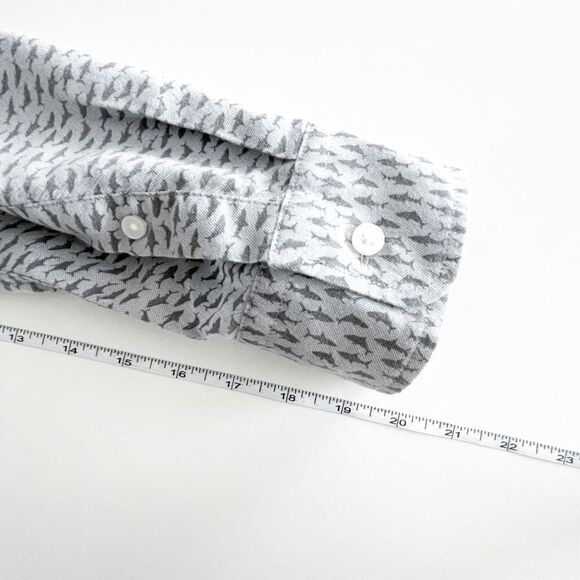 American Eagle Mens Button Down Shirt Seriously Soft Shark Print Gray Large - Picture 7 of 8